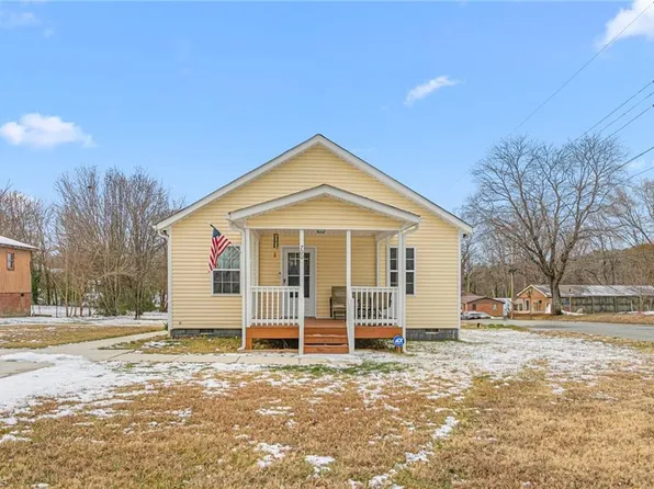 700 English St, Thomasville, NC 27360