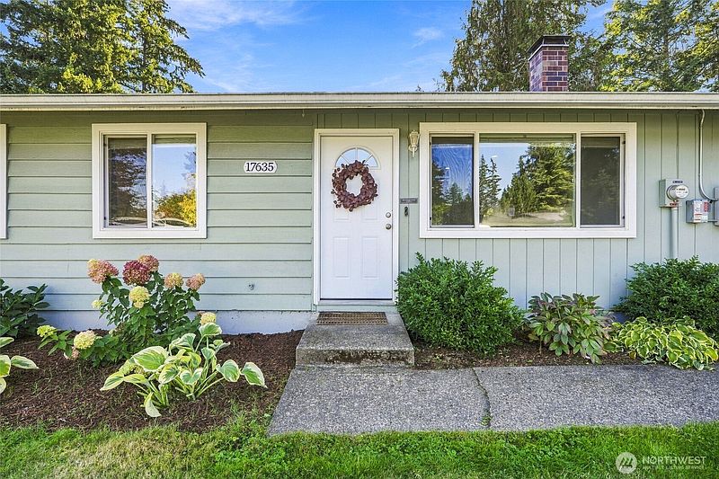 4th image of 17635 SE 267th Place