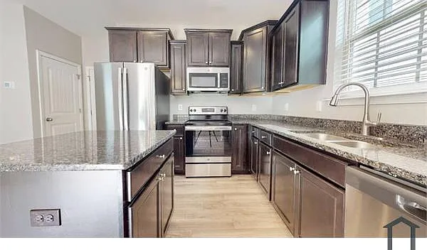 4804 Sir Michel Dr — Photo 10