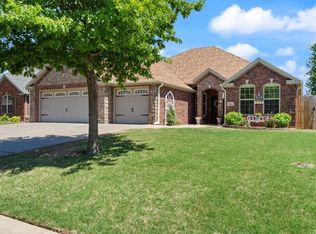 3101 SW Calm Ridge Rd, Bentonville, AR 72713