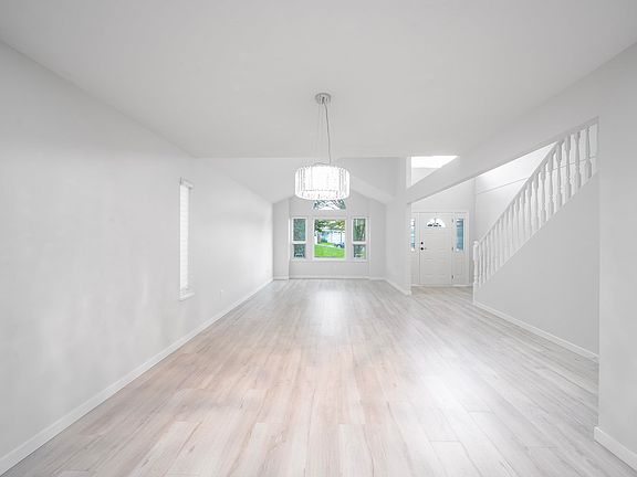 4th image of 12344 234th St
