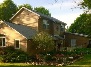 188 E South St SW, Lithopolis, OH 43136