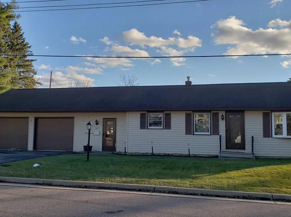 307 W 3rd St, Granton, WI 54436