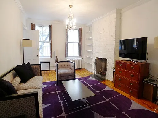 Rented by Sotheby's International Realty | media 30