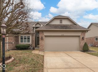 613 Brook Dr, Greenwood, IN