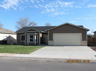 3513 W Glenmoor Dr, Moses Lake, WA 98837