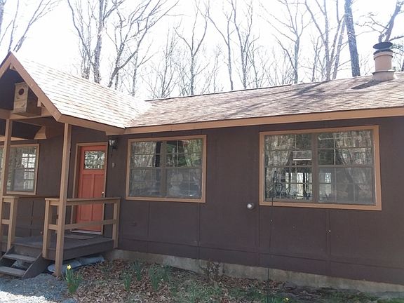 2nd image of 140 Heritage Dr