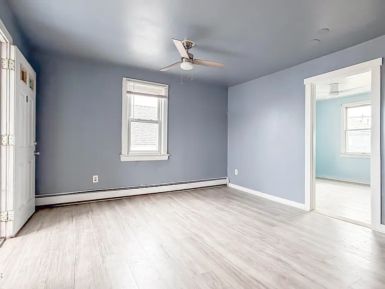 13 Decatur Ave #B — Photo 8