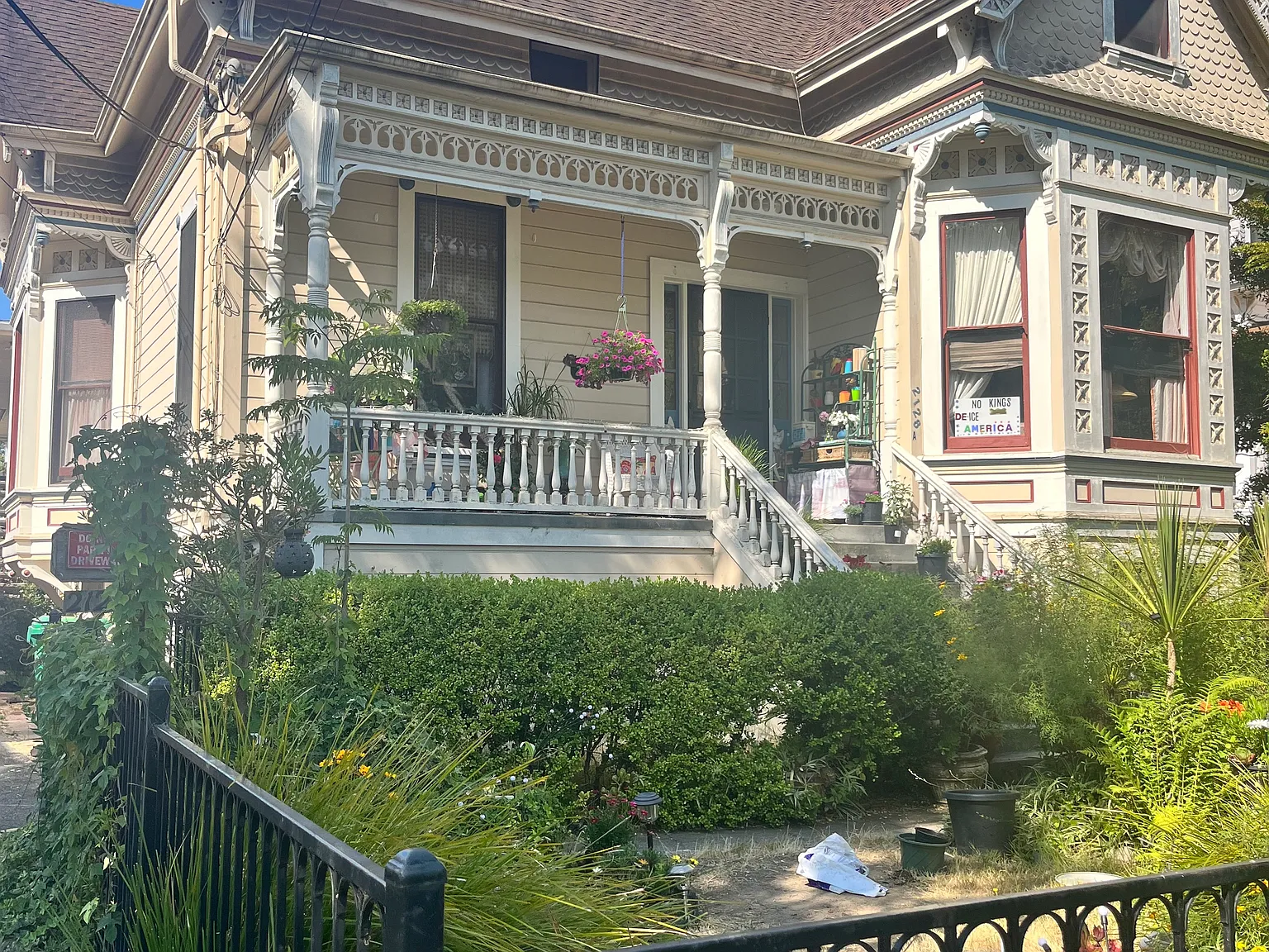 1 bed, 450 sqft, $1,950 — Photo 1