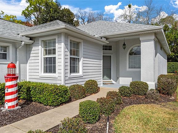 4th image of 15 W Byrsonima Loop