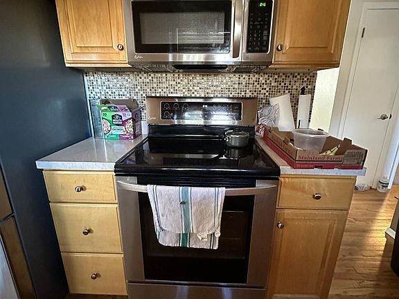 4th image of 4546 Del Verde Dr