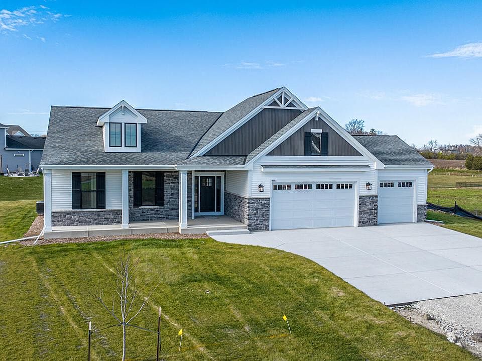 1st image of 9697 South Bergamont DRIVE