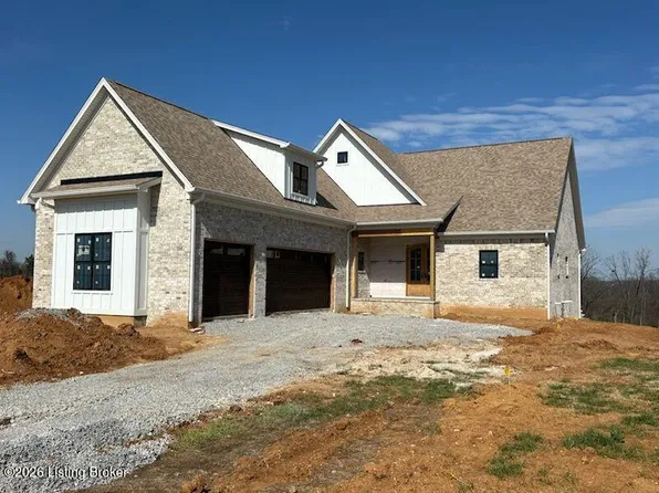 134 Noblewood Blvd, Jeffersonville, IN 47130