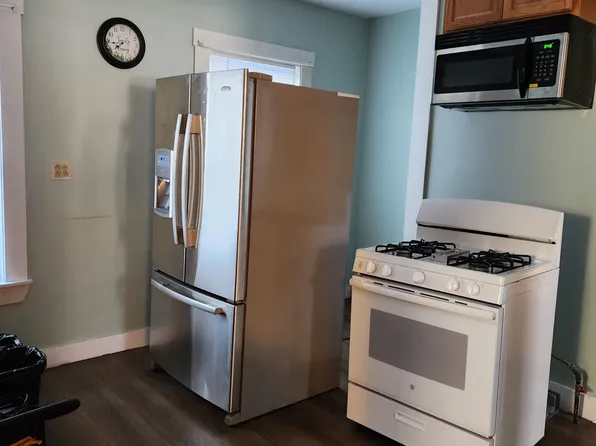 (undisclosed Address), Lynn, MA 01902