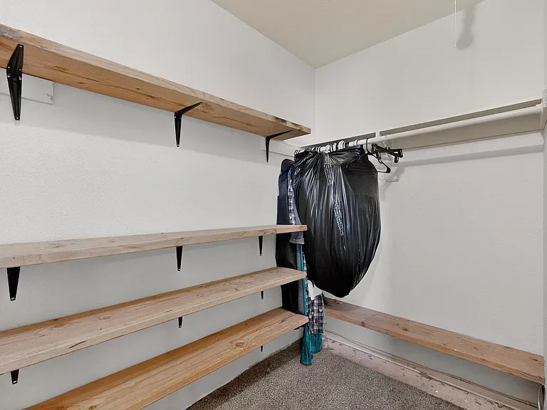 6500 Martin Ct NE — Photo 23