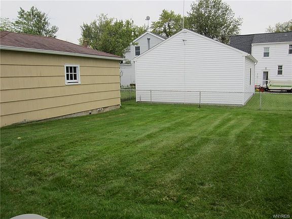 5th image of 328 Callodine Ave