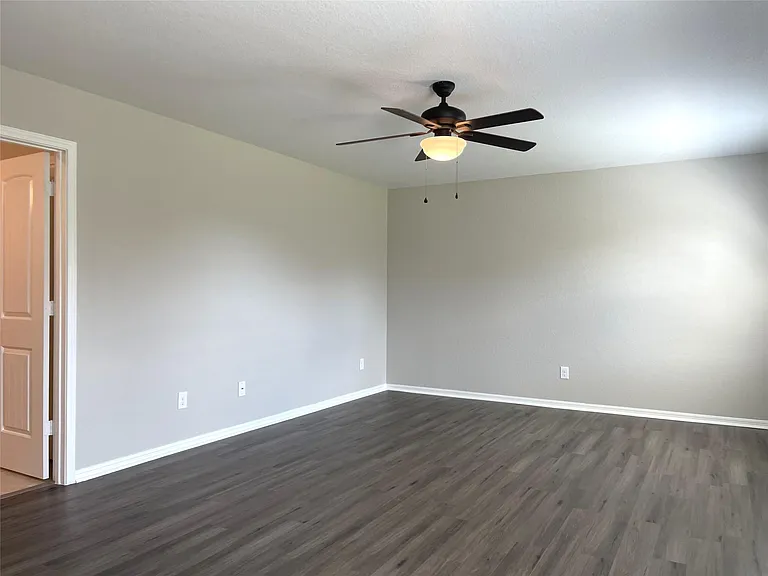 29127 Innes Park Pl — Photo 9