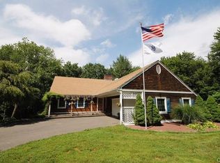 30 Ridge Rd, Newtown, CT 06470