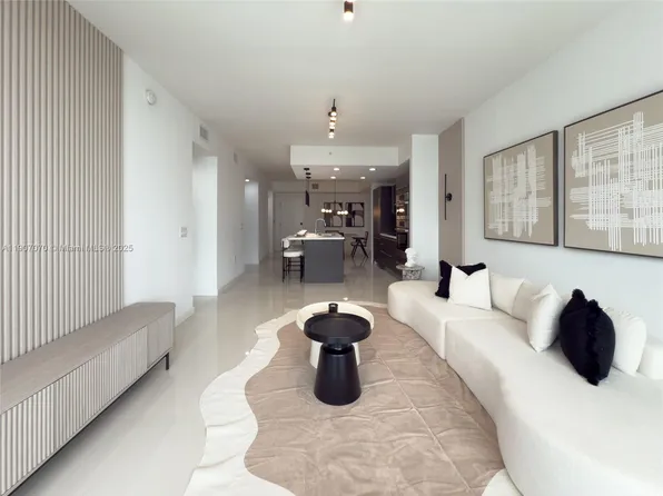 7751 NW 107th Ave APT 522, Doral, FL 33178