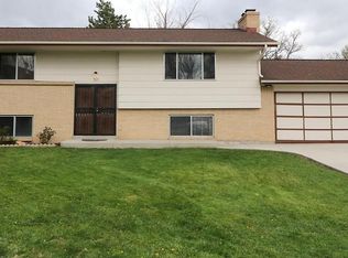 363 S Holland Ct, Lakewood, CO 80226