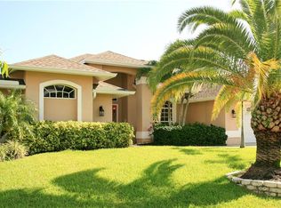 405 SW 35th St, Cape Coral, FL 33914