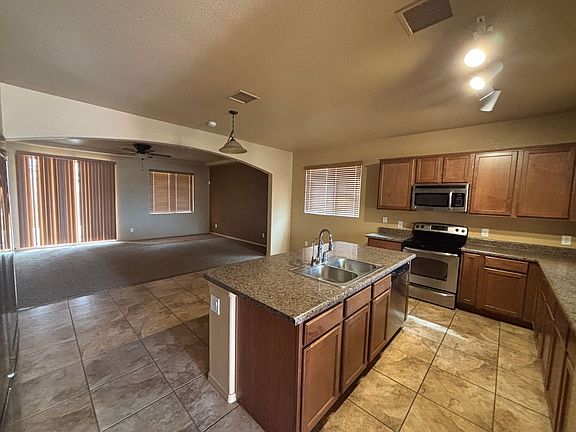 4th image of 5558 Wilder Dr