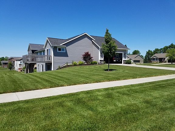 4th image of 3492 Rosewood St