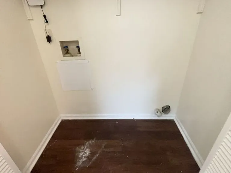 Creekwood Apartments — Photo 25