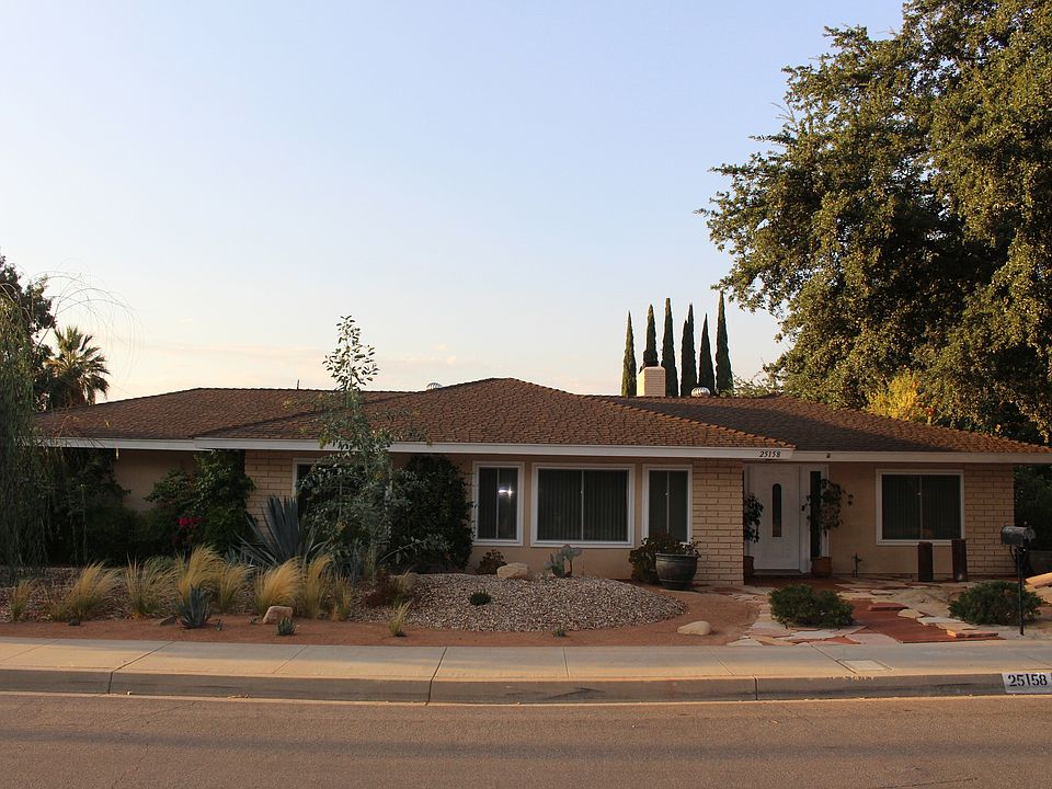 xeriscaped front yard