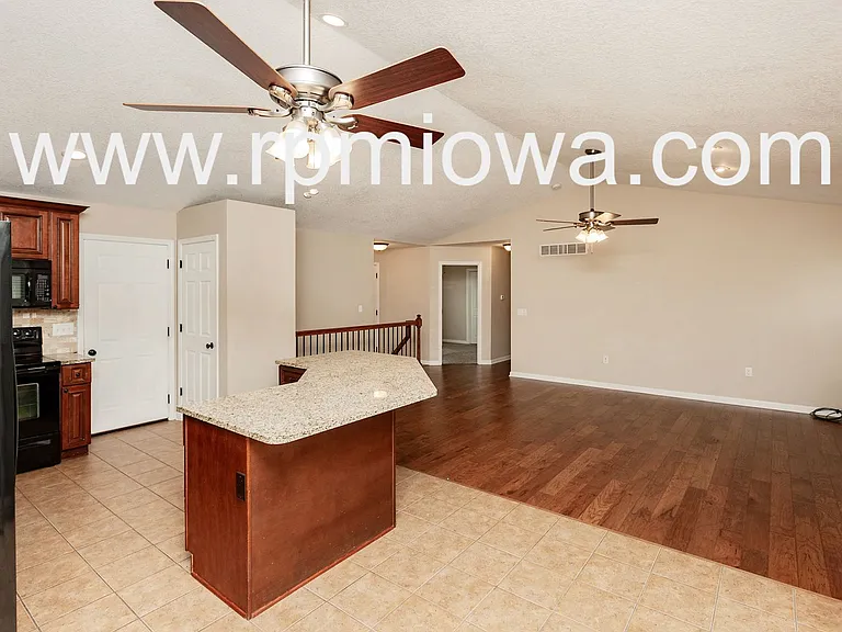 3108 NW 19th St — Photo 13