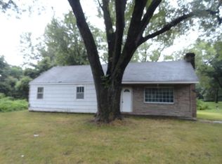 1205 Berry Rd, Independence, MO 64057