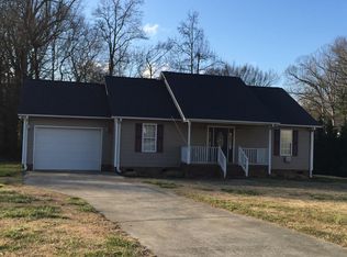 250 Summerpine Pl, Concord, NC 28026