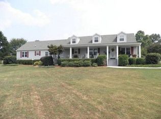 7615 River Rd, Muscle Shoals, AL 35661