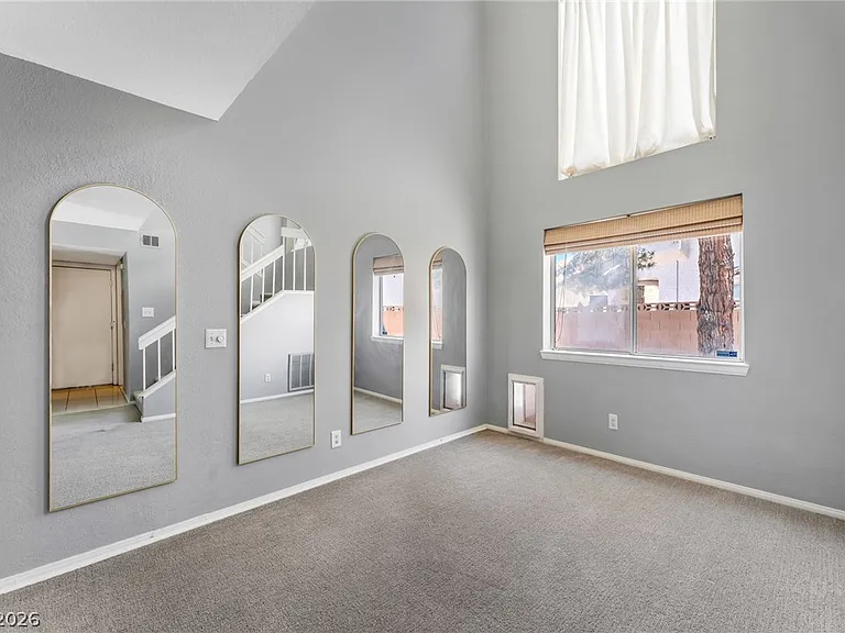 8412 White Shore Cir — Photo 10