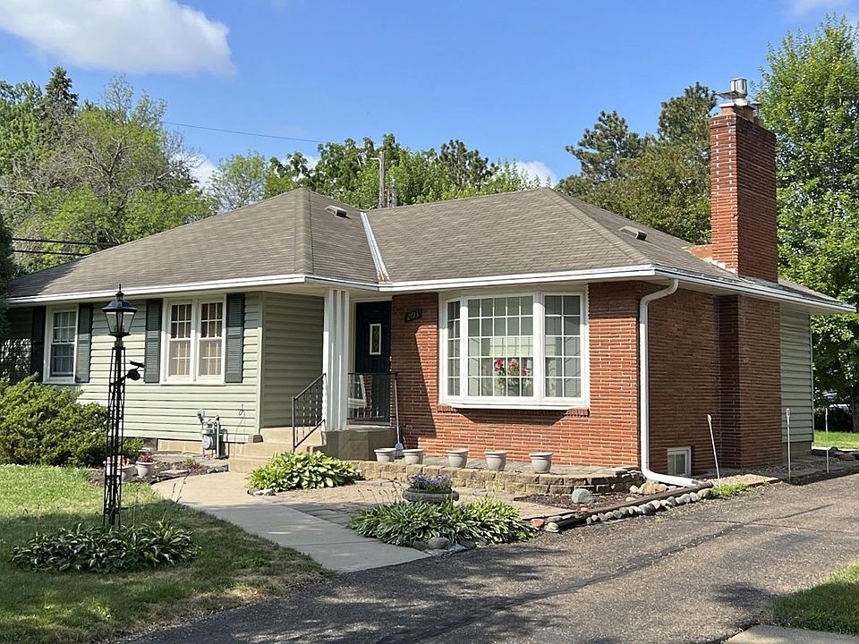1st image of 2193 Dellwood Ave