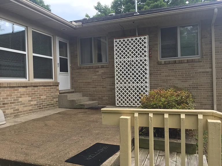 Whitehills Dr — Photo 33