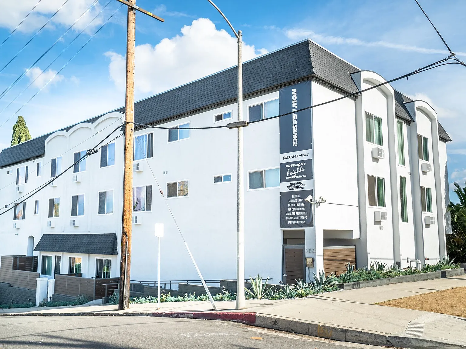 Rosemont Heights Apartments! — Photo 1