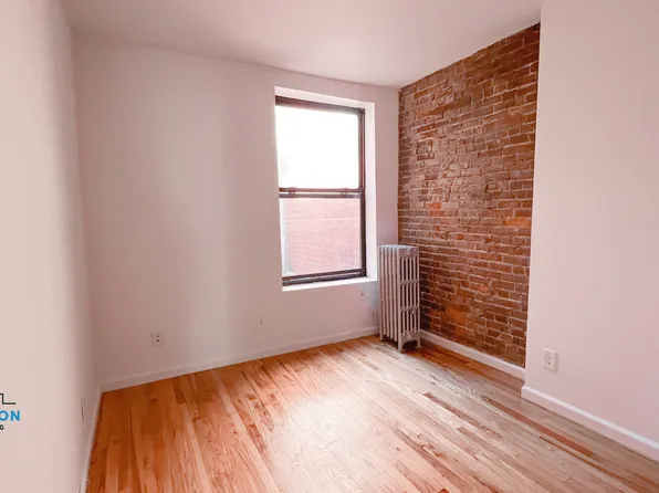 829 Ninth Avenue image 3 of 5