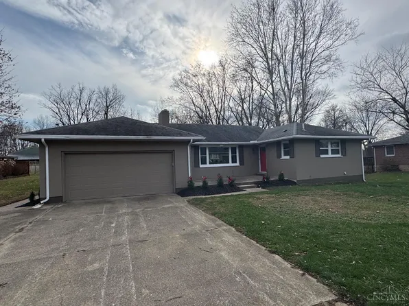 5948 Beverly Ln, Middletown, OH 45042