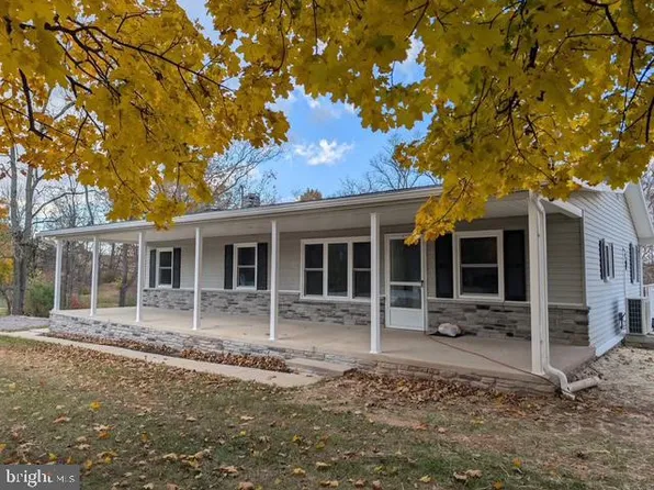 5399 Canal Rd, East Berlin, PA 17316