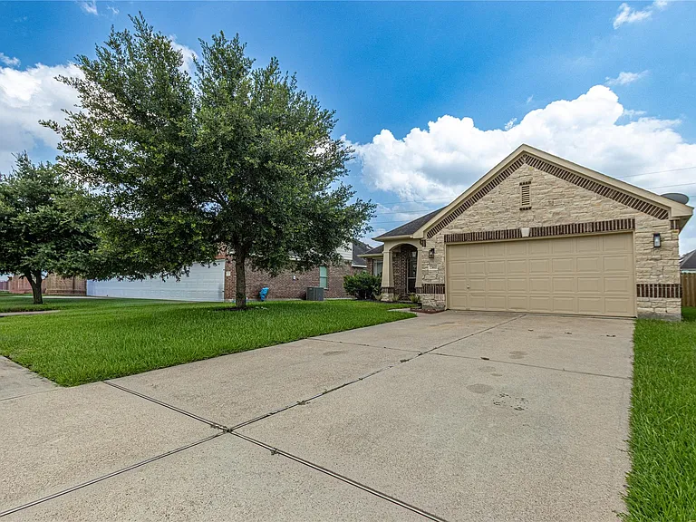 23611 Starbridge Lake Ln — Photo 24