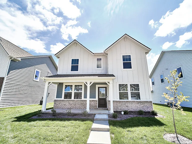 404 W Monroe St — Photo 1