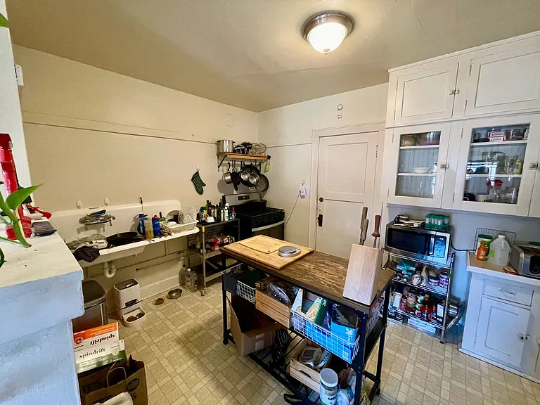2615 N Cramer St — Photo 4