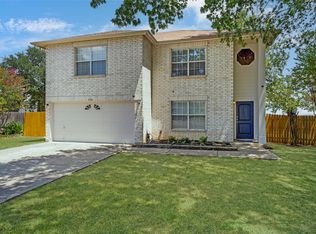 950 Whispering Hollow Dr, Kyle, TX 78640