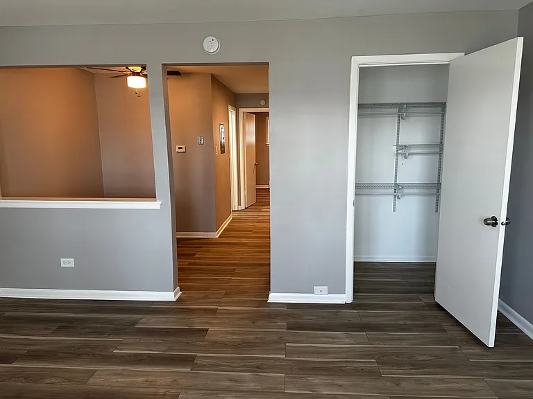 Salt Creek Apartments — Photo 18