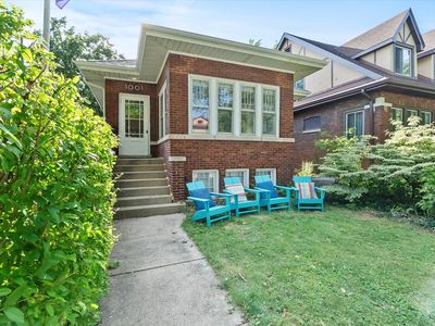 1001 N Taylor Ave, Oak Park, IL, 60302