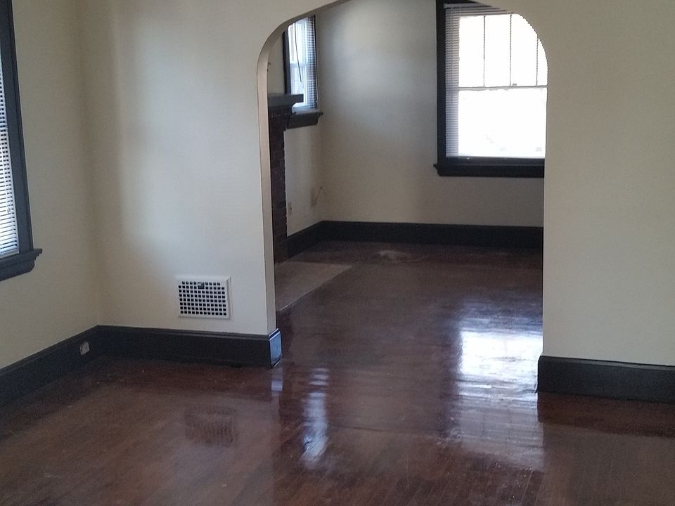 1st image of 5711 Warren Ave