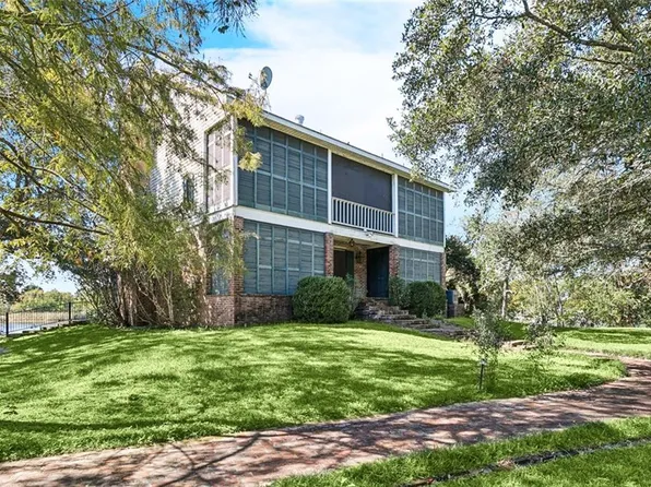 100 Island Dr, Slidell, LA 70458