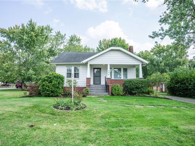 396 Northeast Ave, Tallmadge, OH, 44278