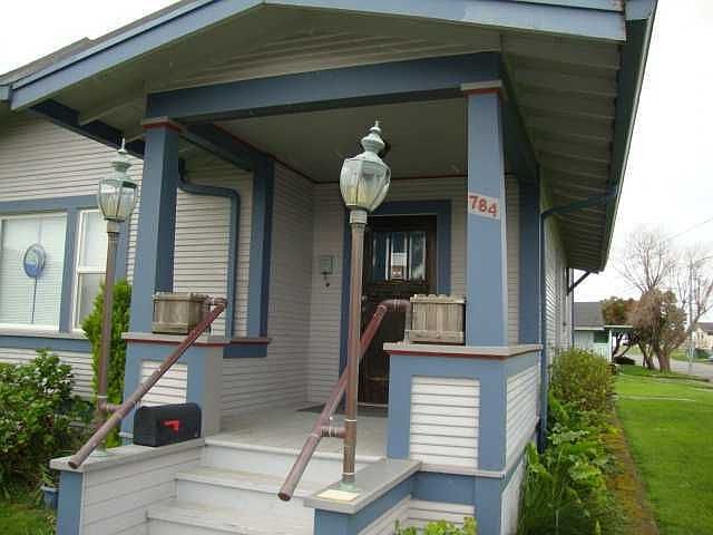 2nd image of 784 A St